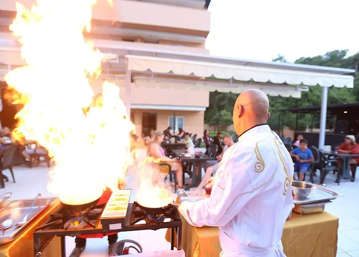 מלון Asel גוינוק